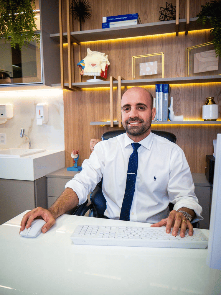 Dr. Bruno Alexandre